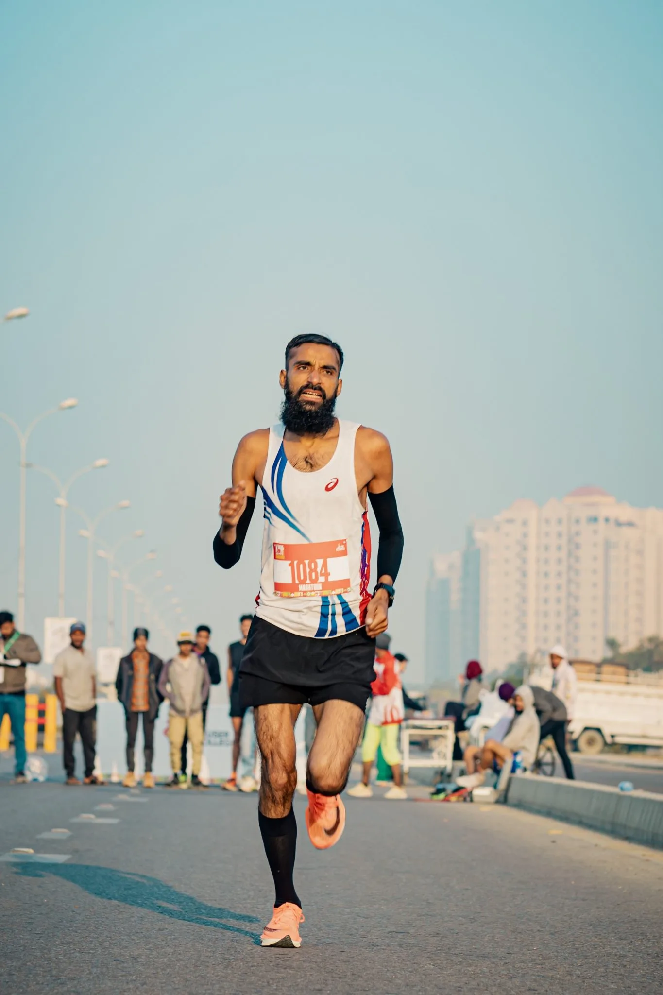 karachimarathon2025-20250114170829-0ddb3cb5000e-1365x2048